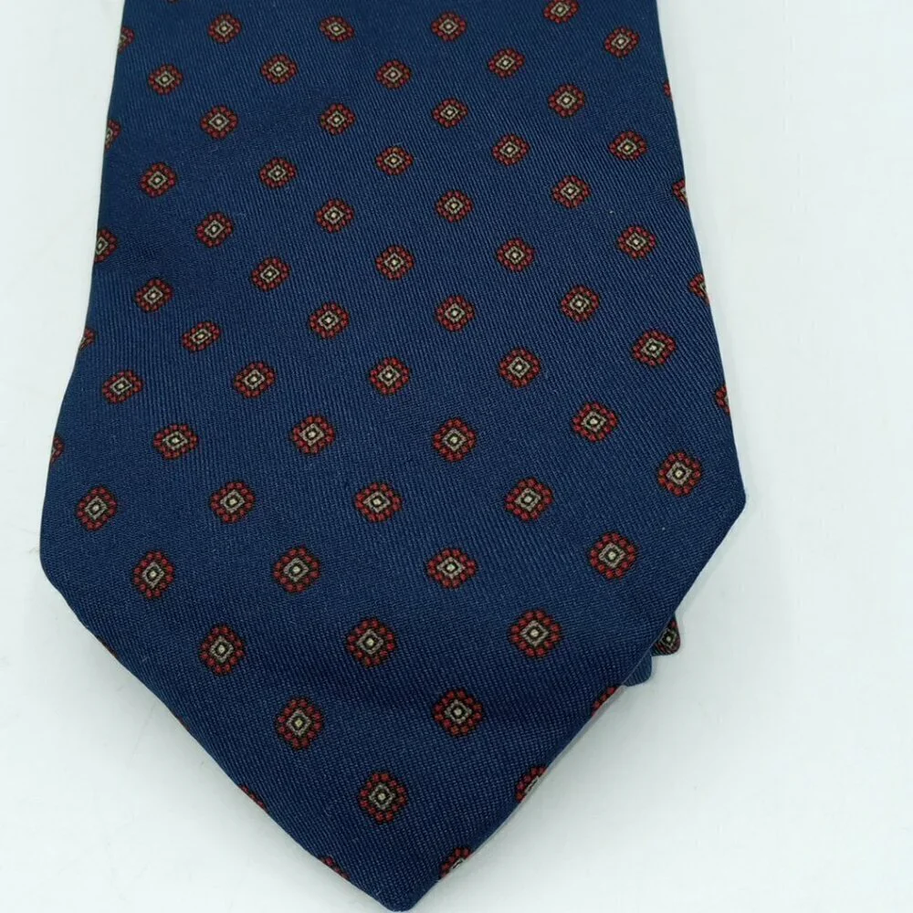 Hubert W White Tie 58.5
